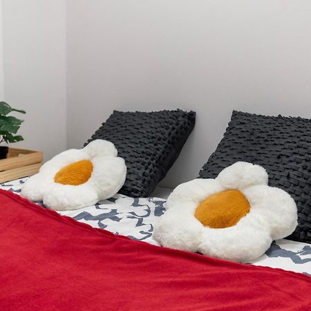 Le Theatre - Appartement Spacieux, Centre Ville & Calme มงต์เปอลิเยร์ ภายนอก รูปภาพ
