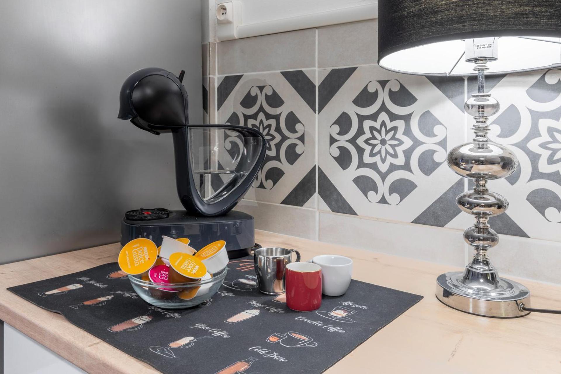 Le Theatre - Appartement Spacieux, Centre Ville & Calme มงต์เปอลิเยร์ ภายนอก รูปภาพ