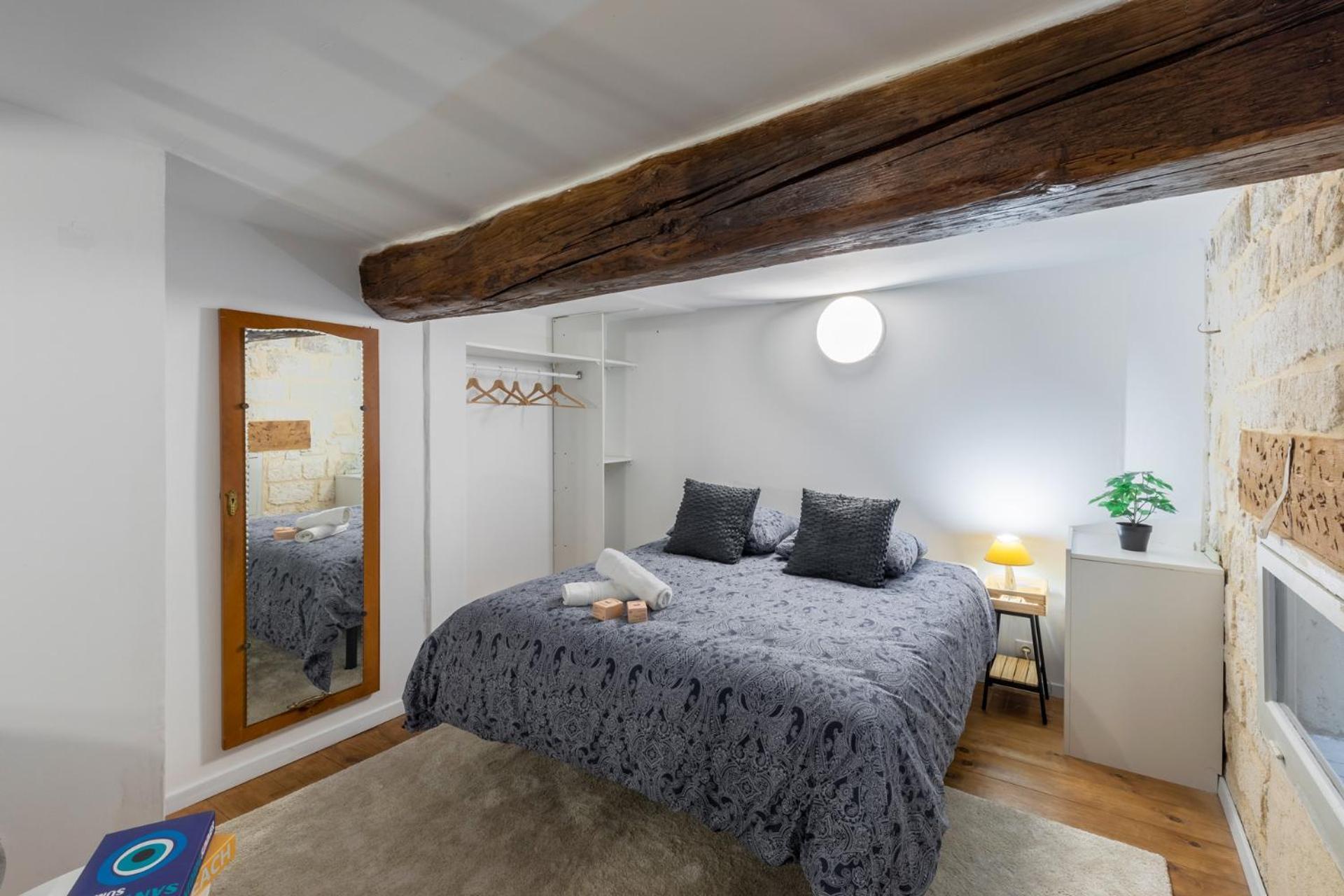 Le Theatre - Appartement Spacieux, Centre Ville & Calme มงต์เปอลิเยร์ ภายนอก รูปภาพ