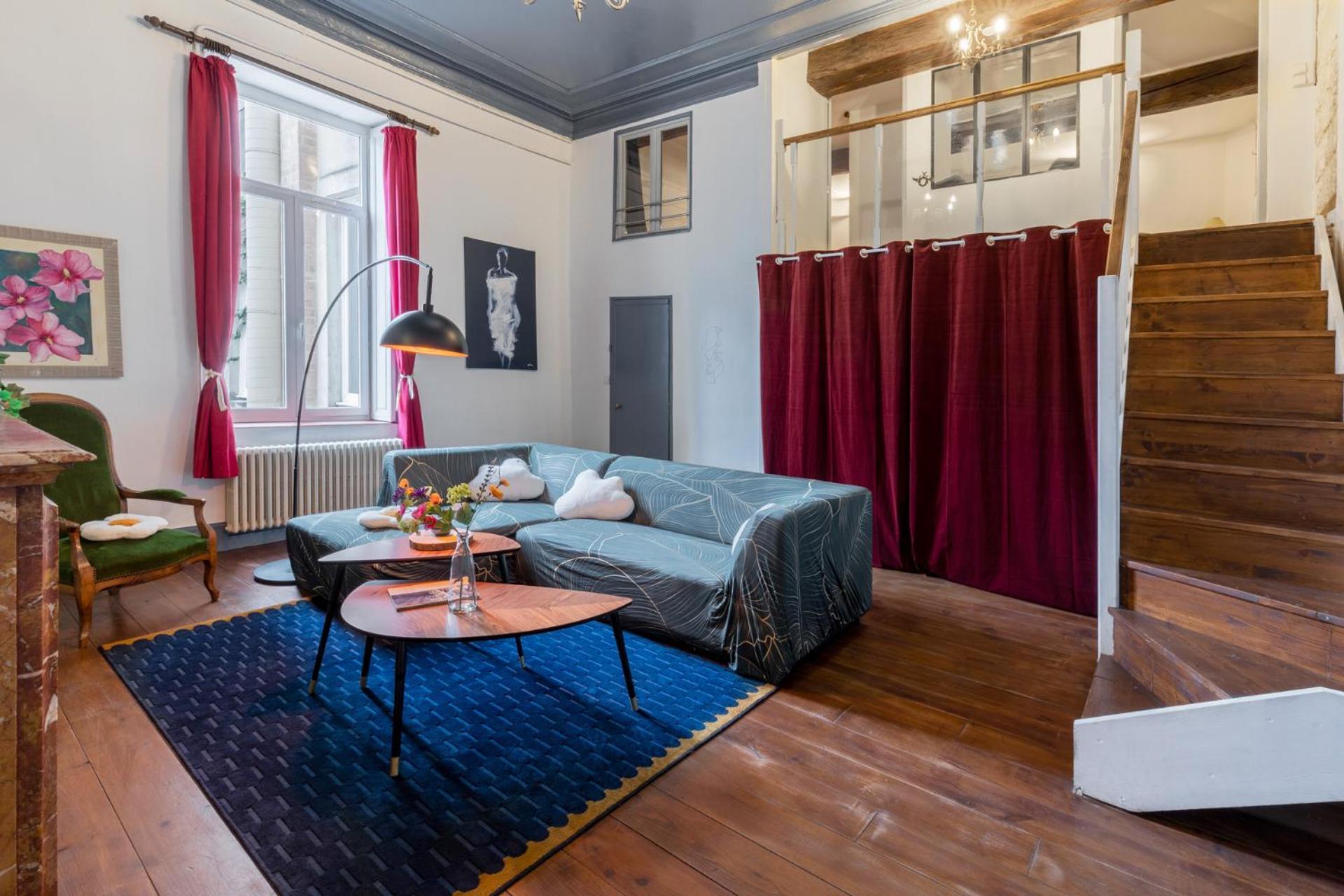 Le Theatre - Appartement Spacieux, Centre Ville & Calme มงต์เปอลิเยร์ ภายนอก รูปภาพ